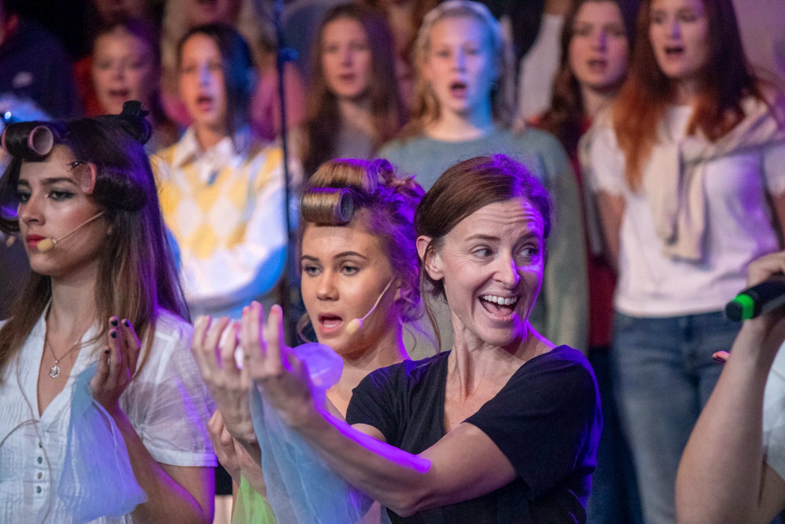 Repetition av uppsättning med kör och teater på Uppsala kulturskola