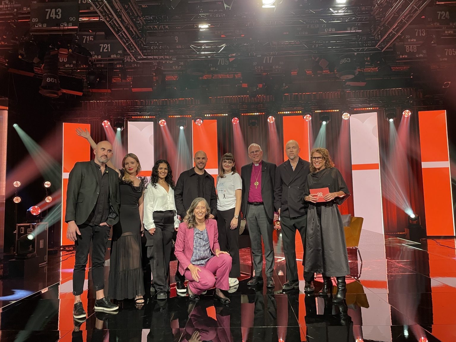 Medverkande personer från SVTs summeringsprogram om Världens Barn